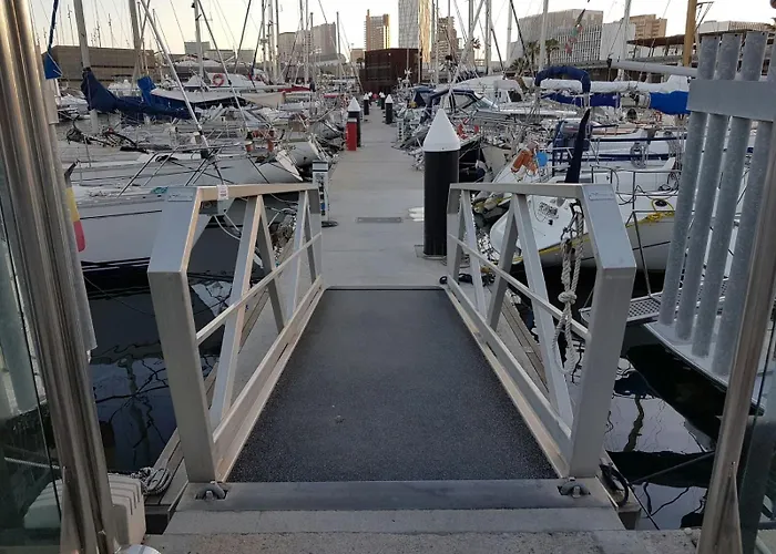 보트호텔 Cosy Boat Flat At 바르셀로나
